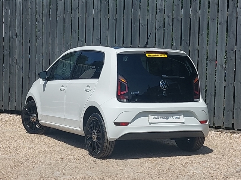Volkswagen Up 1.0 65Ps Black Edition White #2