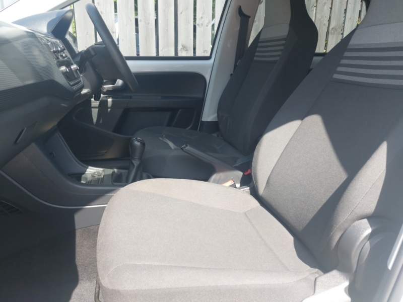 Volkswagen Up 1.0 65Ps Black Edition White #5