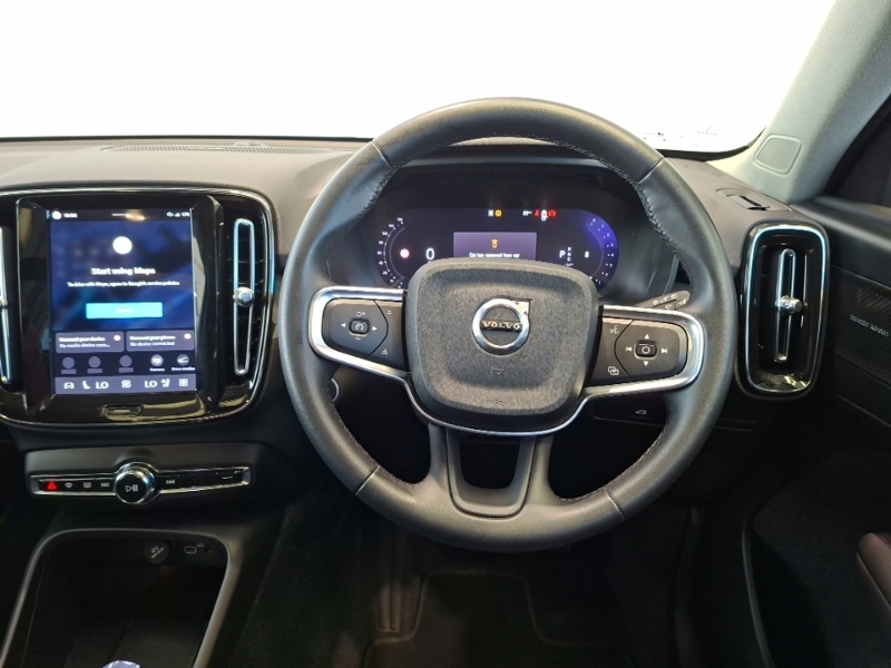 Volvo XC40 2.0 B4p Plus Dark 2024 Grey #8
