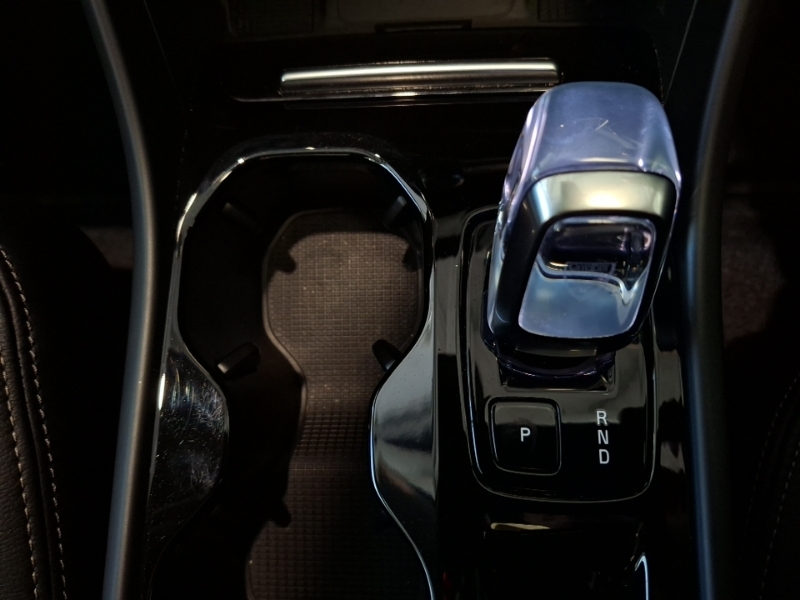 Volvo XC40 2.0 B4p Plus Dark 2024 Grey #16