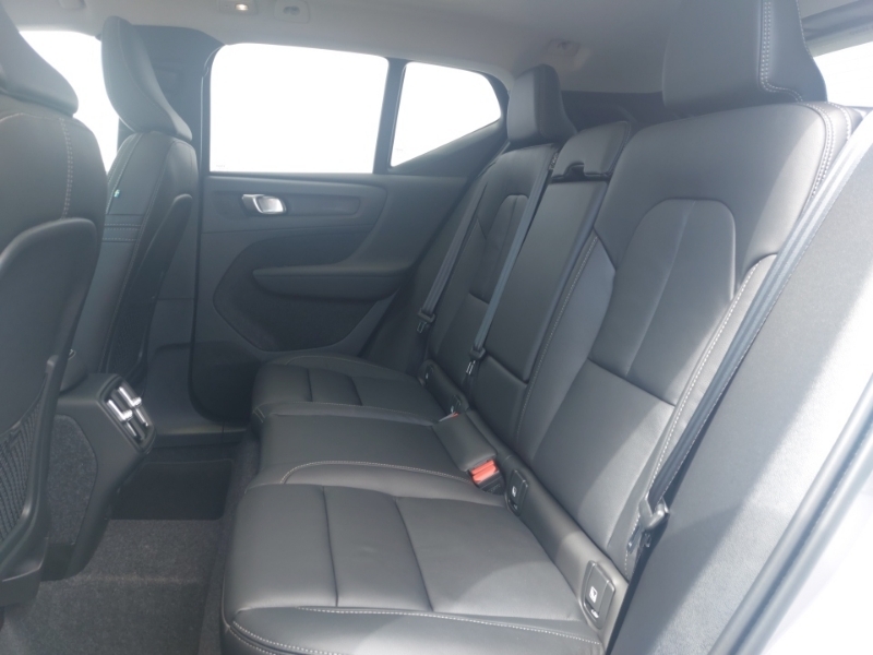 Volvo XC40 2.0 B4p Ultra Dark Silver #6