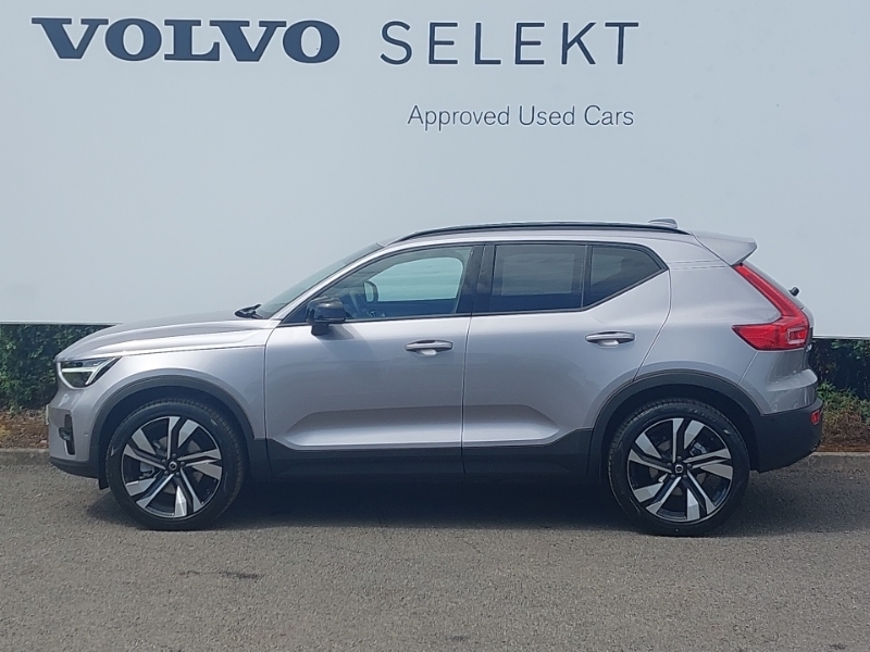 Volvo XC40 2.0 B4p Ultra Dark Silver #4