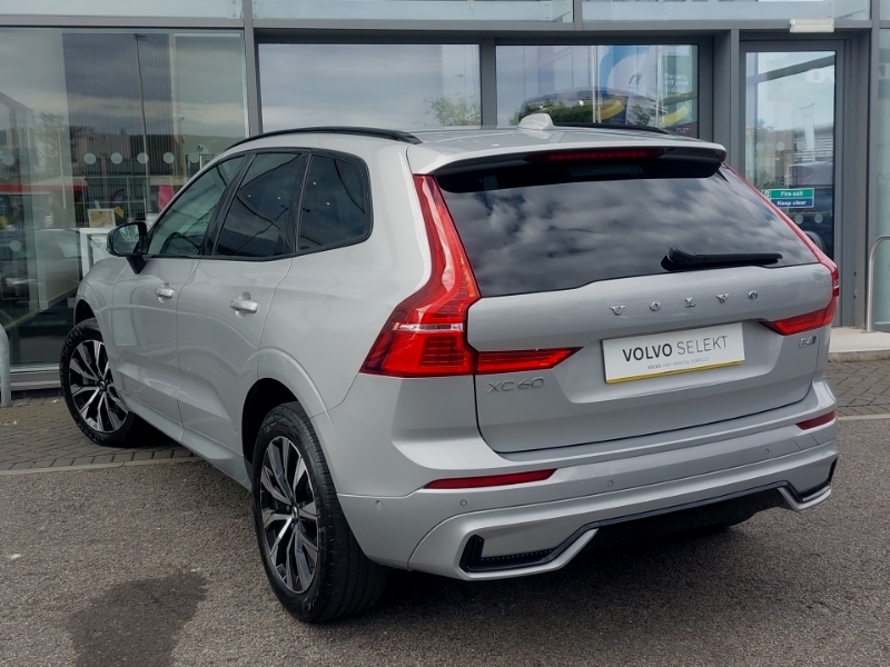Volvo XC60 2.0 B4d Plus Dark Awd Geartronic Silver #2