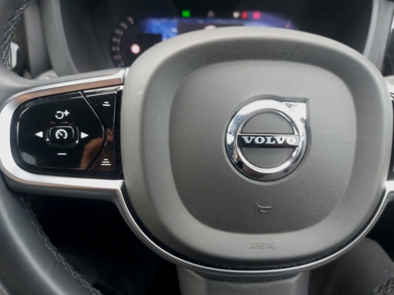Volvo XC60 H T8 Ultimate Dark Black #12