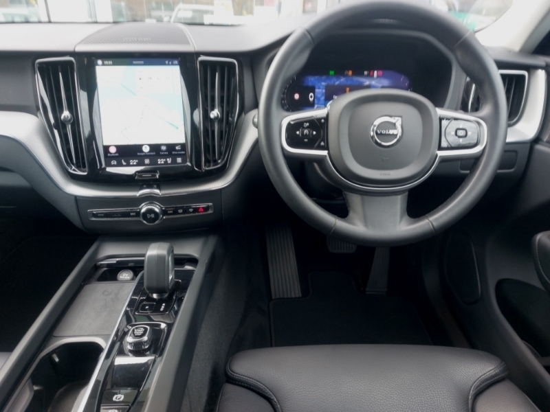 Volvo XC60 H T8 Ultimate Dark Black #8