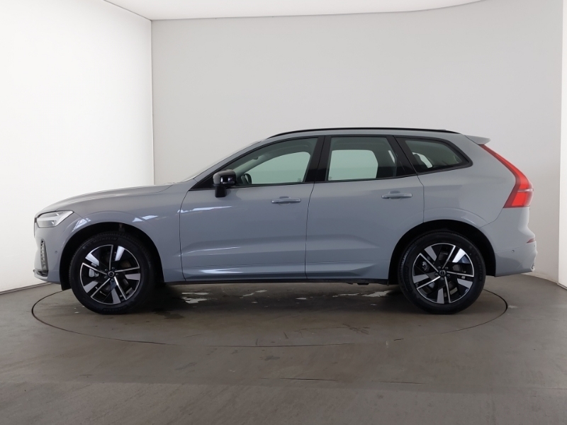 Volvo XC60 2.0 B5p Plus Dark Awd Geartronic Grey #4