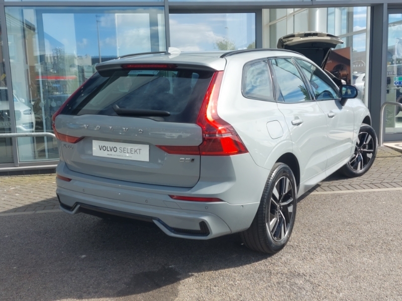 Volvo XC60 2.0 B5p Plus Dark Awd Geartronic Grey #2