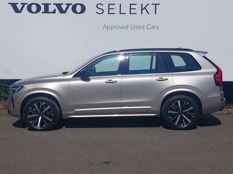 Volvo XC90 2.0 B5p Plus Dark Awd Geartronic Gold #4