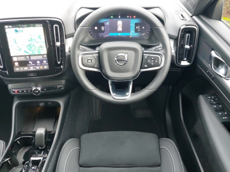 Volvo XC40 Xc40 2.0 B4p Plus Dark Gold #7
