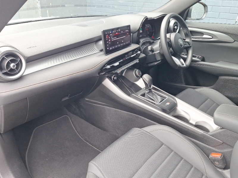 Alfa Romeo Tonale 1.5 Mhev Ti White #5
