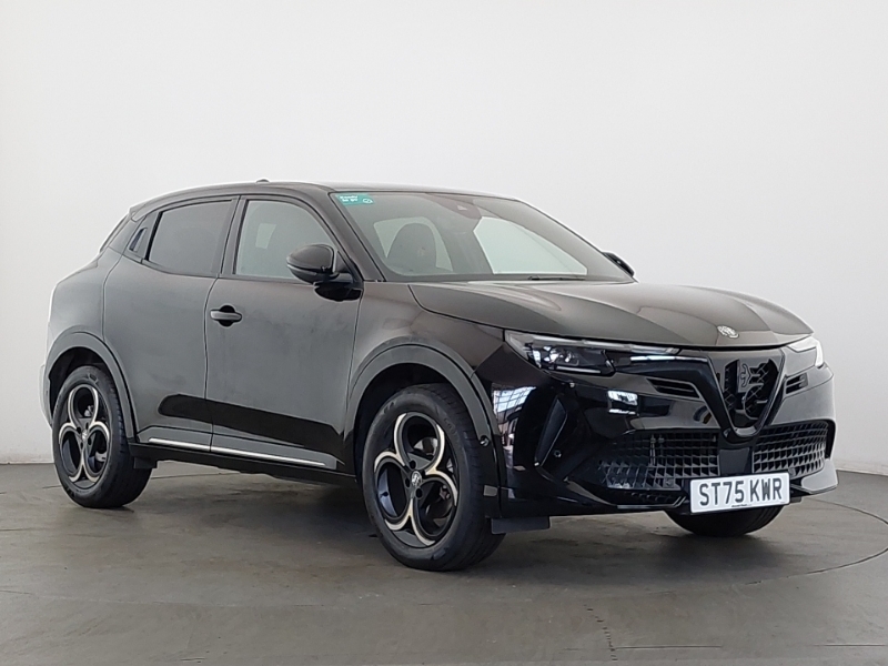 Alfa Romeo Junior 1.2 Turbo Ibrida Intensa Black