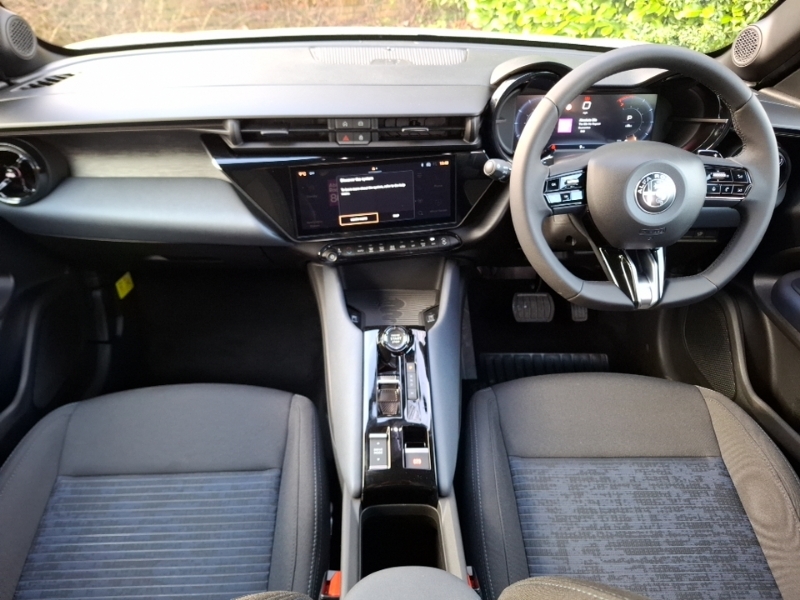 Alfa Romeo Junior 1.2 Turbo Ibrida White #3