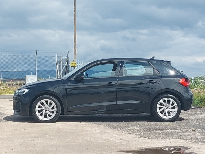 Audi A1 25 Tfsi Sport Black #4