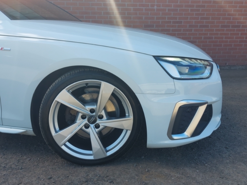 Audi A4 40 Tdi Quattro Sport S Tronic White #20