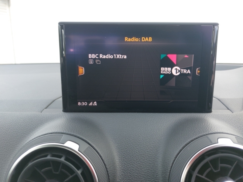 Audi Q2 35 Tfsi Sport S Tronic Grey #9