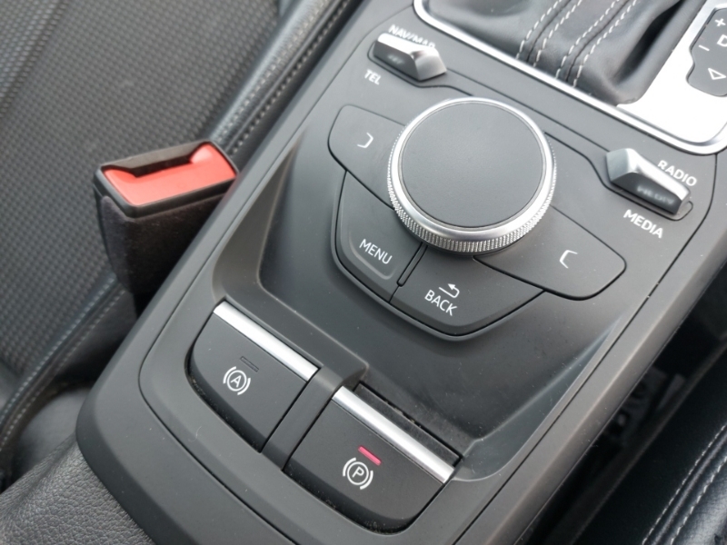 Audi Q2 35 Tfsi Sport S Tronic Grey #16