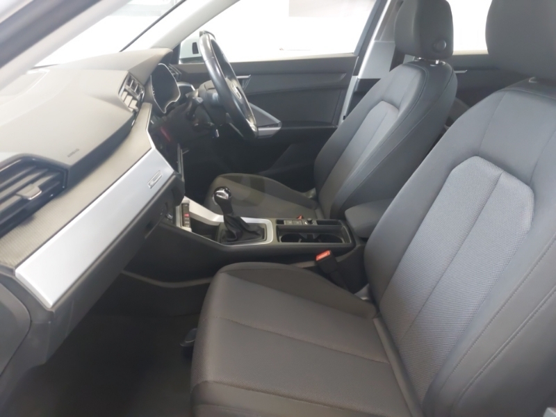 Audi Q3 35 Tdi Technik S Tronic GU21VHT White #5