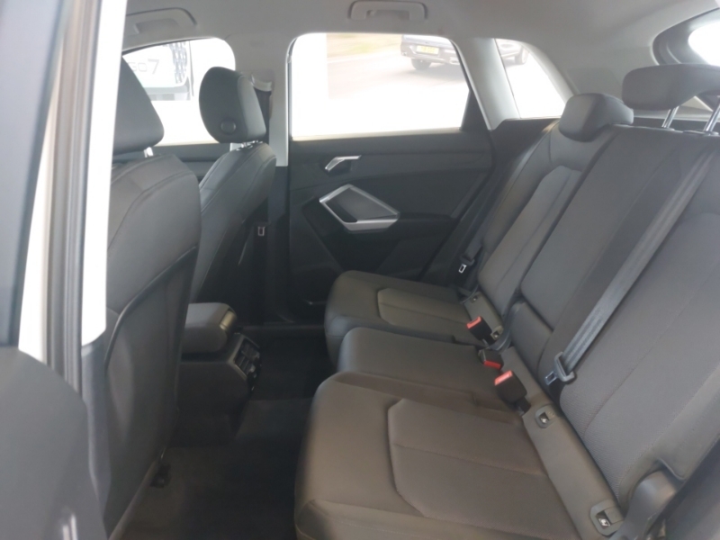 Audi Q3 35 Tdi Technik S Tronic GU21VHT White #6