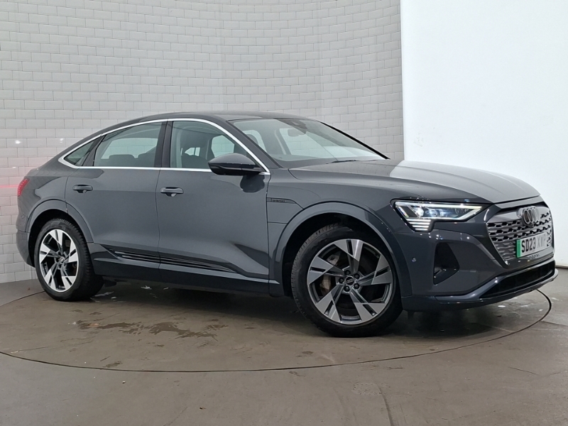 Audi Q8 e tron 300Kw 55 Quattro 114Kwh Launch Edition Black #7