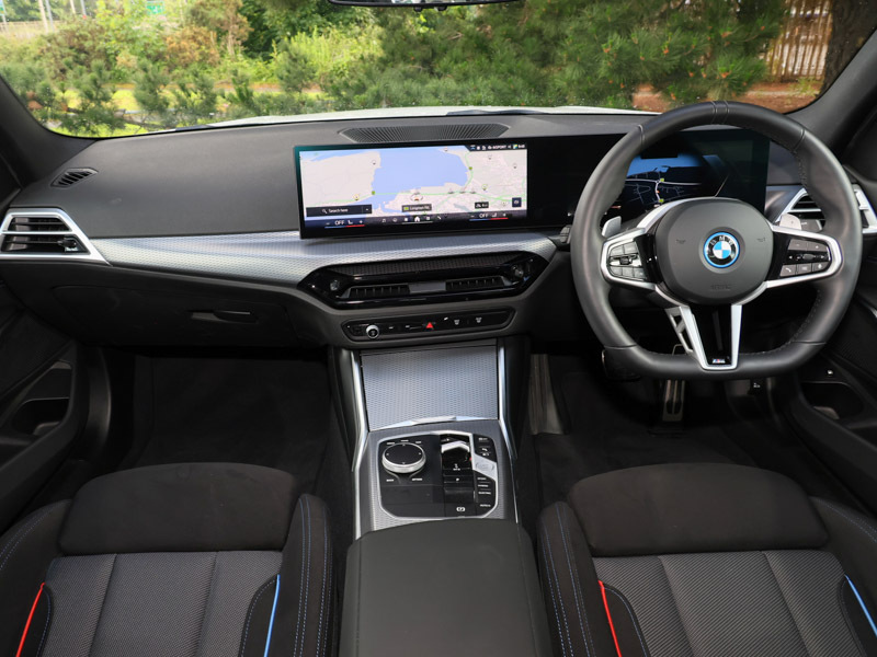 BMW 3 Series 330E 22.3 Kwh M Sport Step White #4