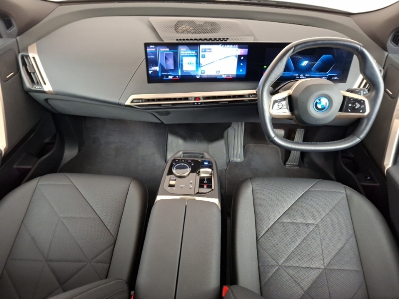 BMW iX 240Kw Xdrive40 M Sport 76.6Kwh Black #4