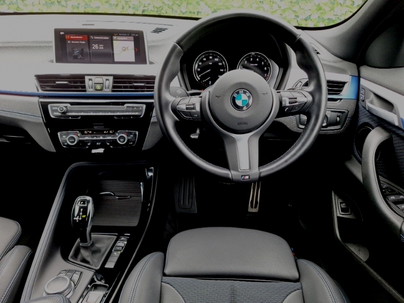 BMW X2 Sdrive 18I 136 M Sport Step Black #5