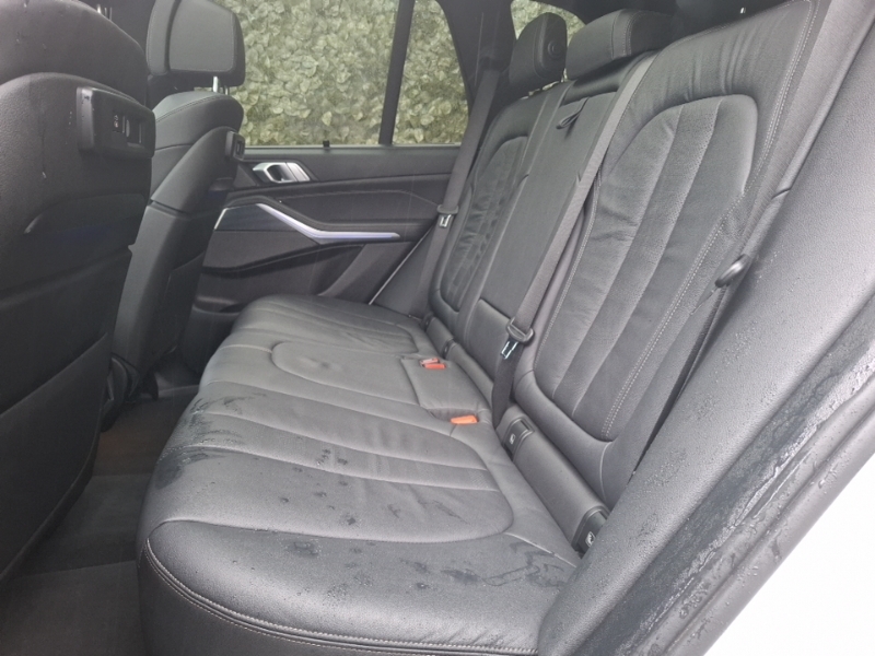 BMW X5 Xdrive30d M Sport White #6