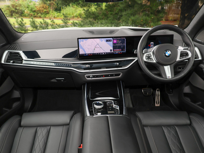 BMW X7 Xdrive40d Mht M Sport Step White #4