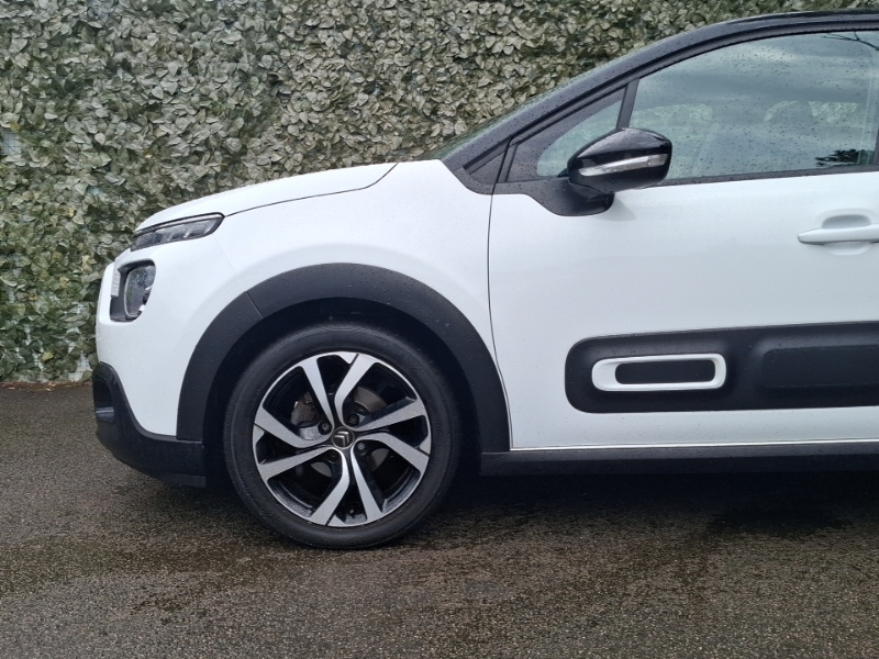 Citroen C3 1.2 Puretech 110 Shine Eat6 Red #19