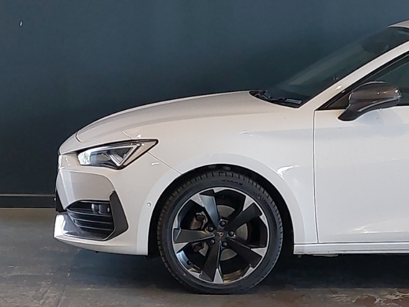 Cupra Leon 1.4 12.8Kwh Vz3 Estate Plug In Hybrid D White #17