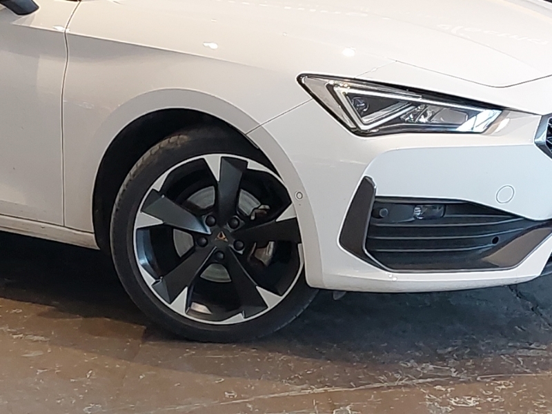 Cupra Leon 1.4 12.8Kwh Vz3 Estate Plug In Hybrid D White #18