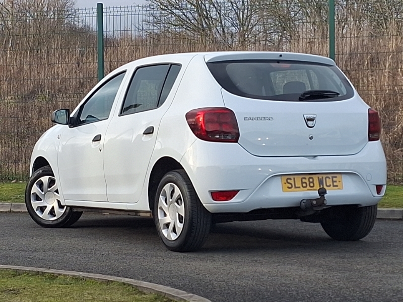 Dacia Sandero 1.0 Sce Essential White #2