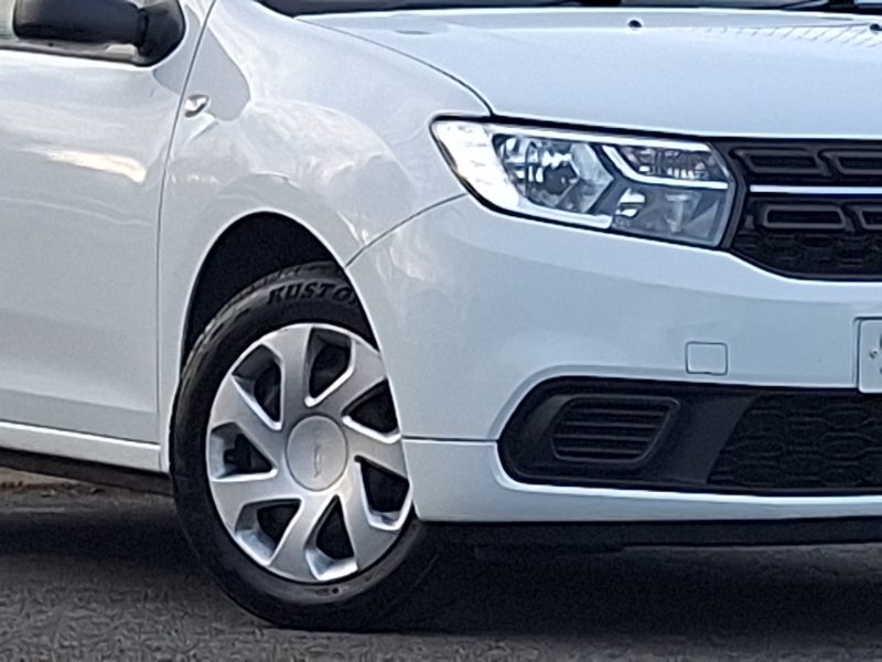Dacia Sandero 1.0 Ambiance Sce 73 White #9