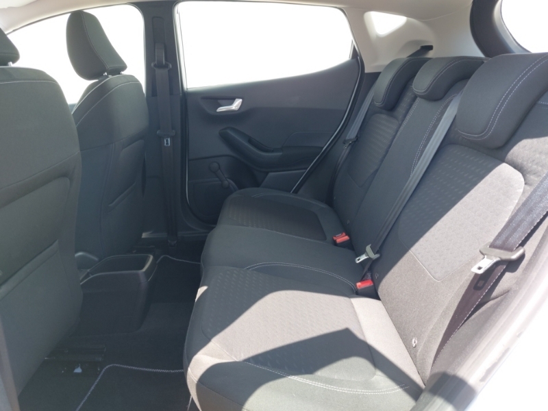 Ford Fiesta 1.1 Zetec White #6