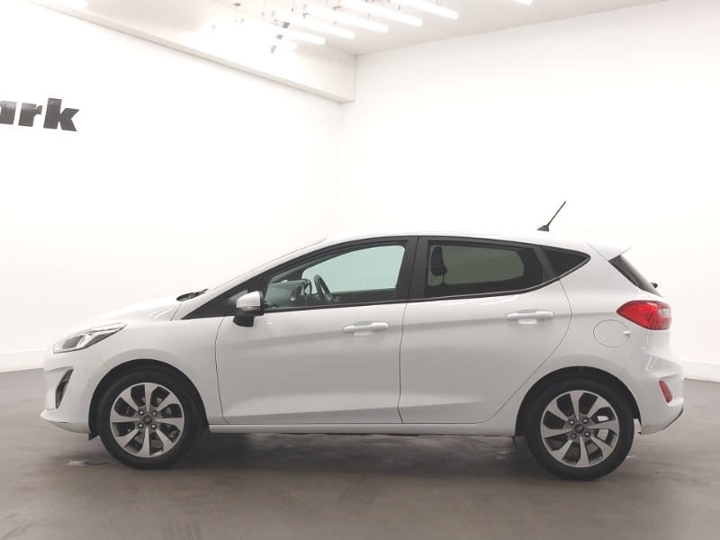Ford Fiesta 1.1 Trend AE69GYO White #4