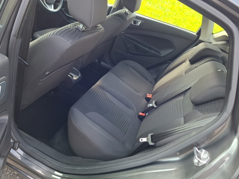 Ford Fiesta 1.5 Tdci Zetec Grey #6