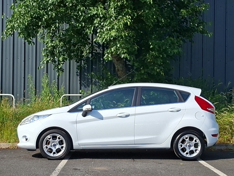 Ford Fiesta 1.25 Zetec 82 White #4