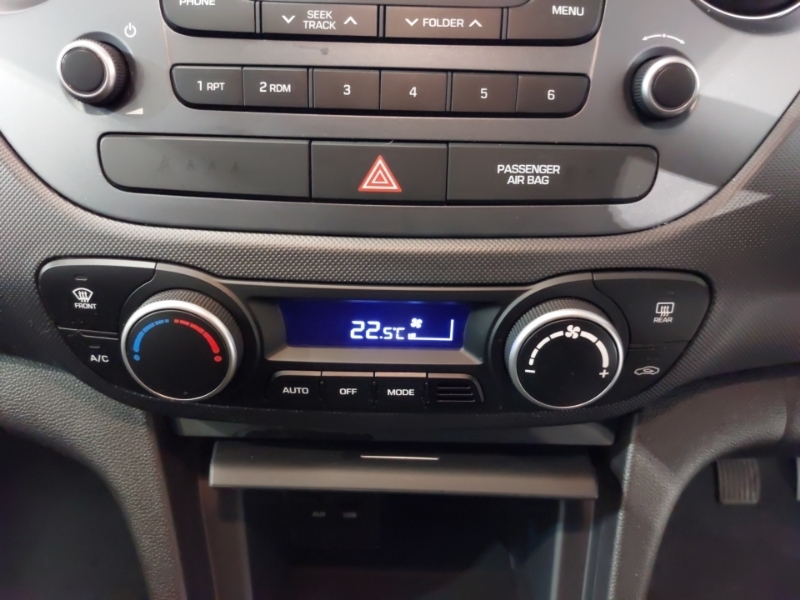 Hyundai I10 1.0 Premium 65 Bhp White #10