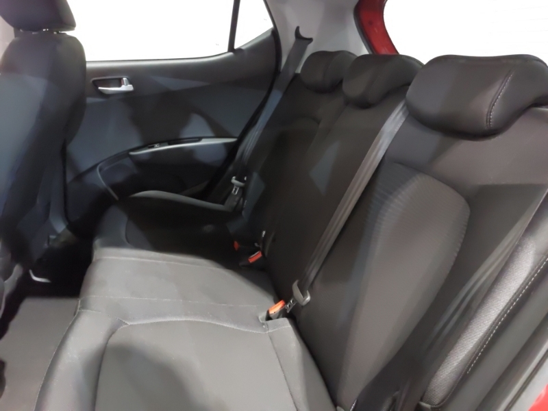 Hyundai I10 1.2 Premium Red #6