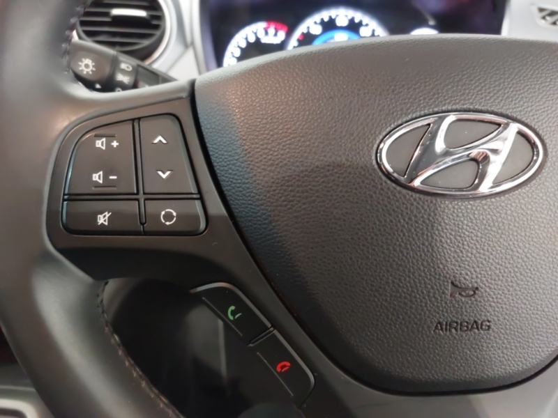 Hyundai I10 1.0 Premium 65 Bhp White #12