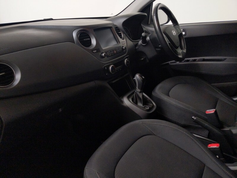 Hyundai I10 1.2 Premium Se White #5