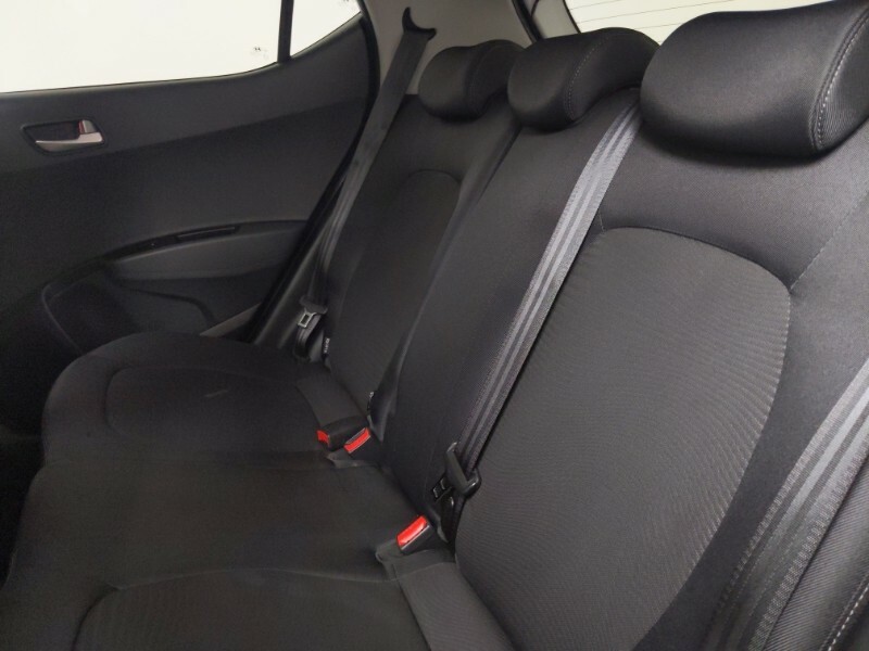 Hyundai I10 1.2 Premium Se White #6