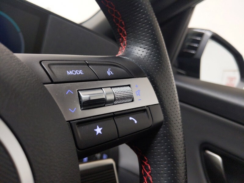 Hyundai Kona Advance 65Kwh Grey #19