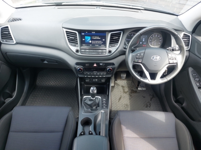 Hyundai Tucson 1.7L Se Nav Black #3