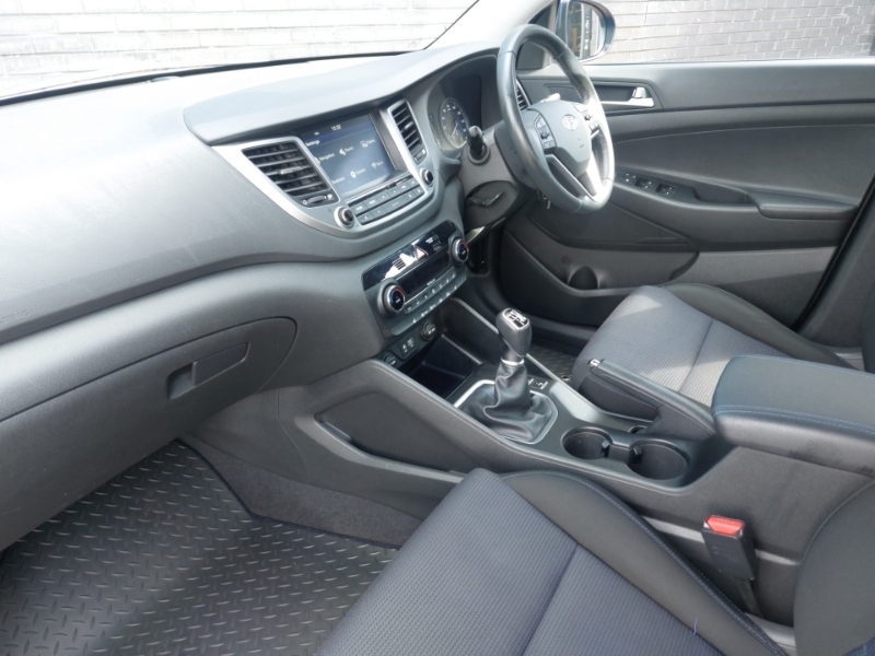 Hyundai Tucson 1.7L Se Nav Black #5