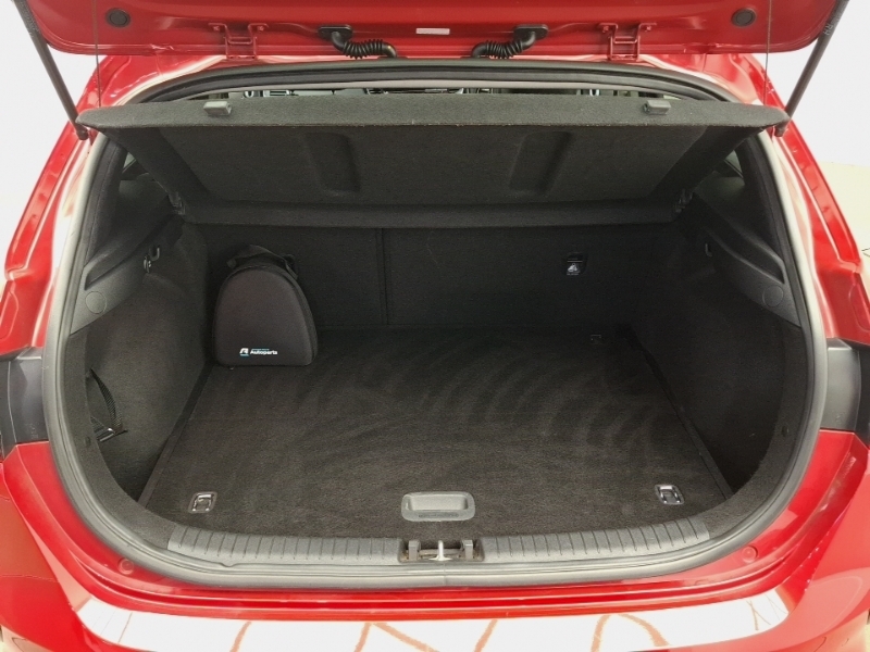 Kia Ceed 1.5T Gdi Isg 3 Red #4