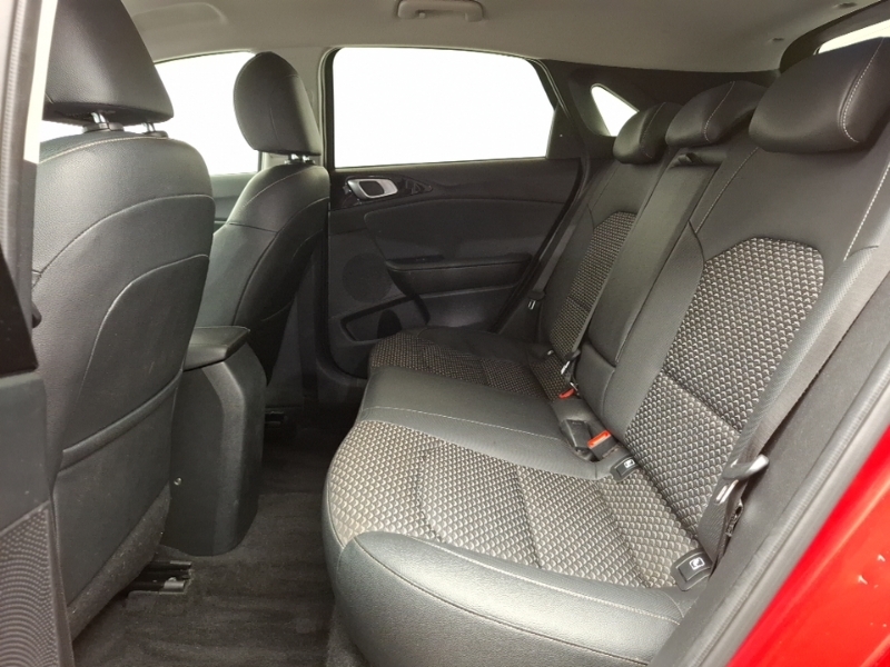 Kia Ceed 1.5T Gdi Isg 3 Red #6