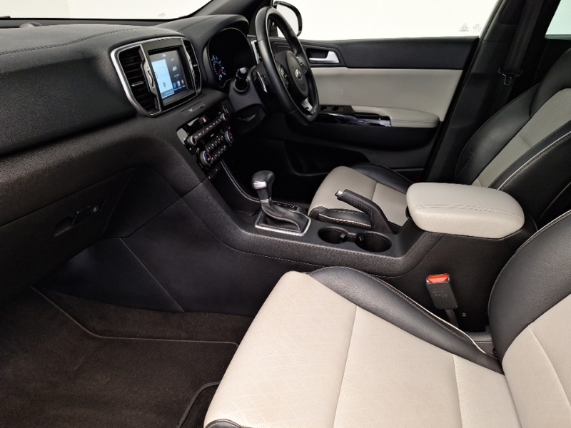 Kia Sportage 2.0 Crdi Gt-line Awd White #5