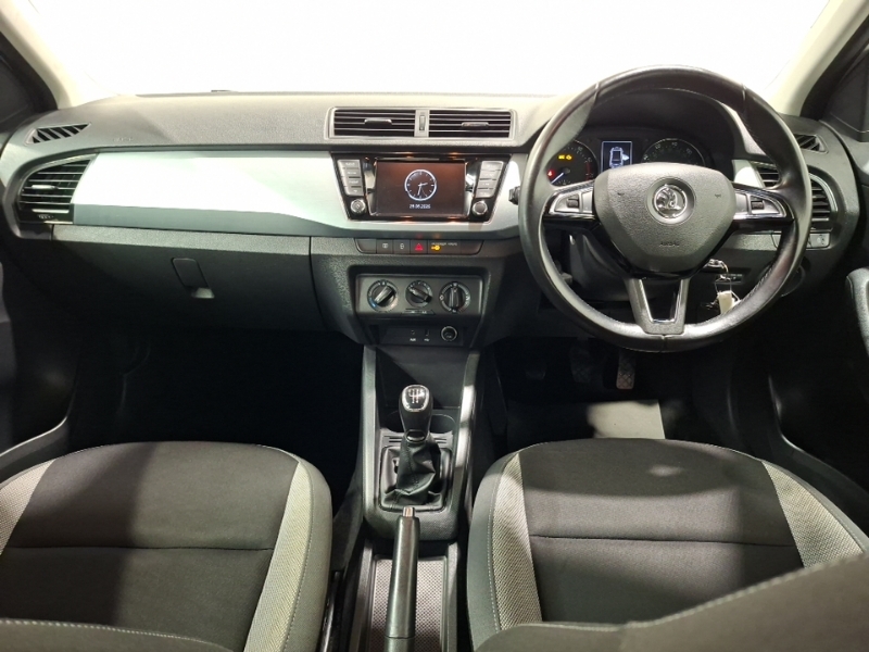 Skoda Fabia 1.2 Tsi 90 Se White #3
