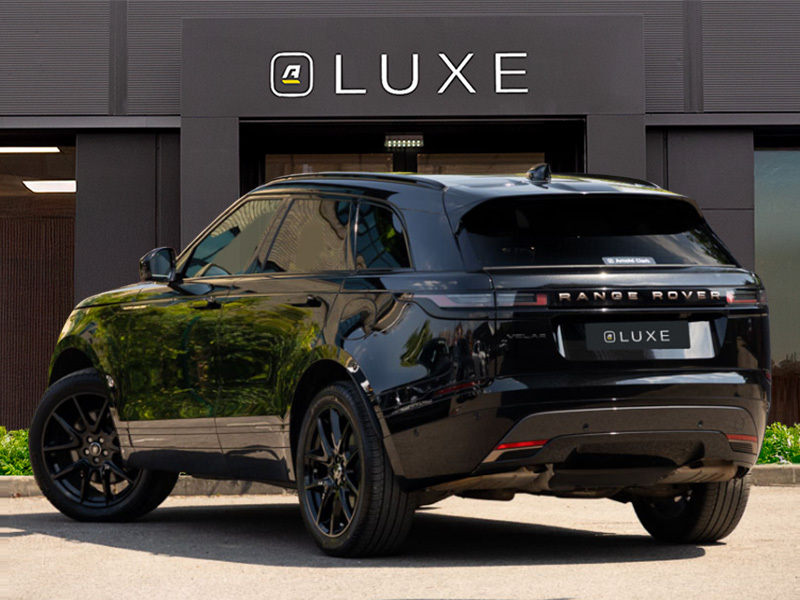 Land Rover Range Rover Velar 2.0 P400e Revised Black #2